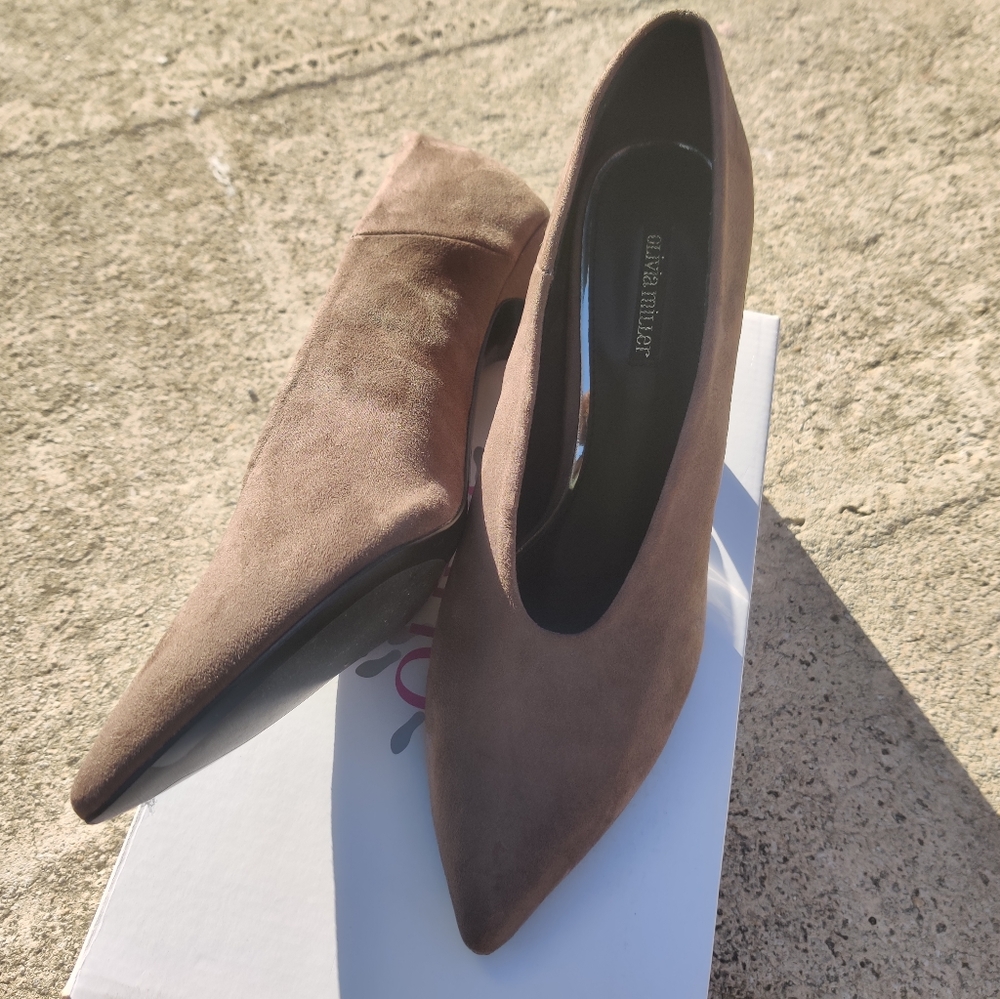 Olivia Miller Penny Taupe Heels Size 8 and 9 Women